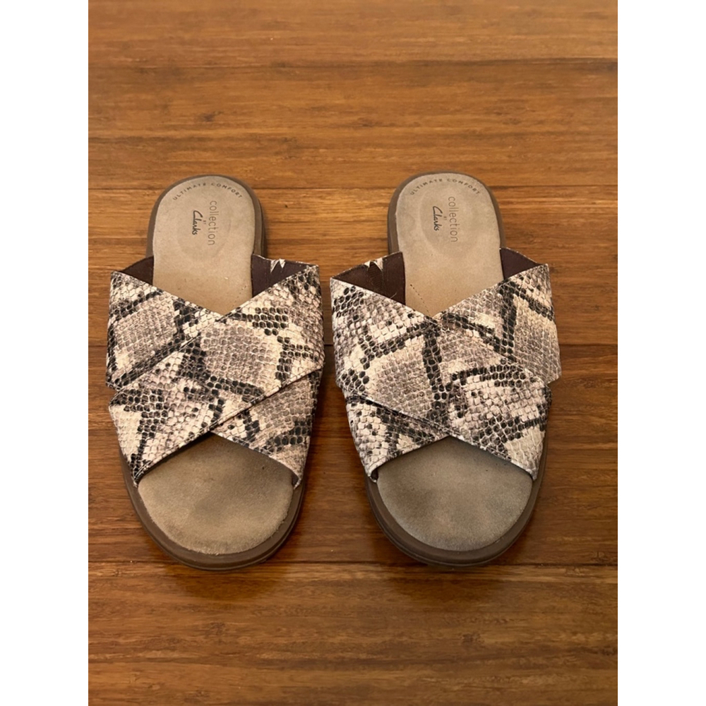 Clarks Sandals/Slides Size 7, Brown & White